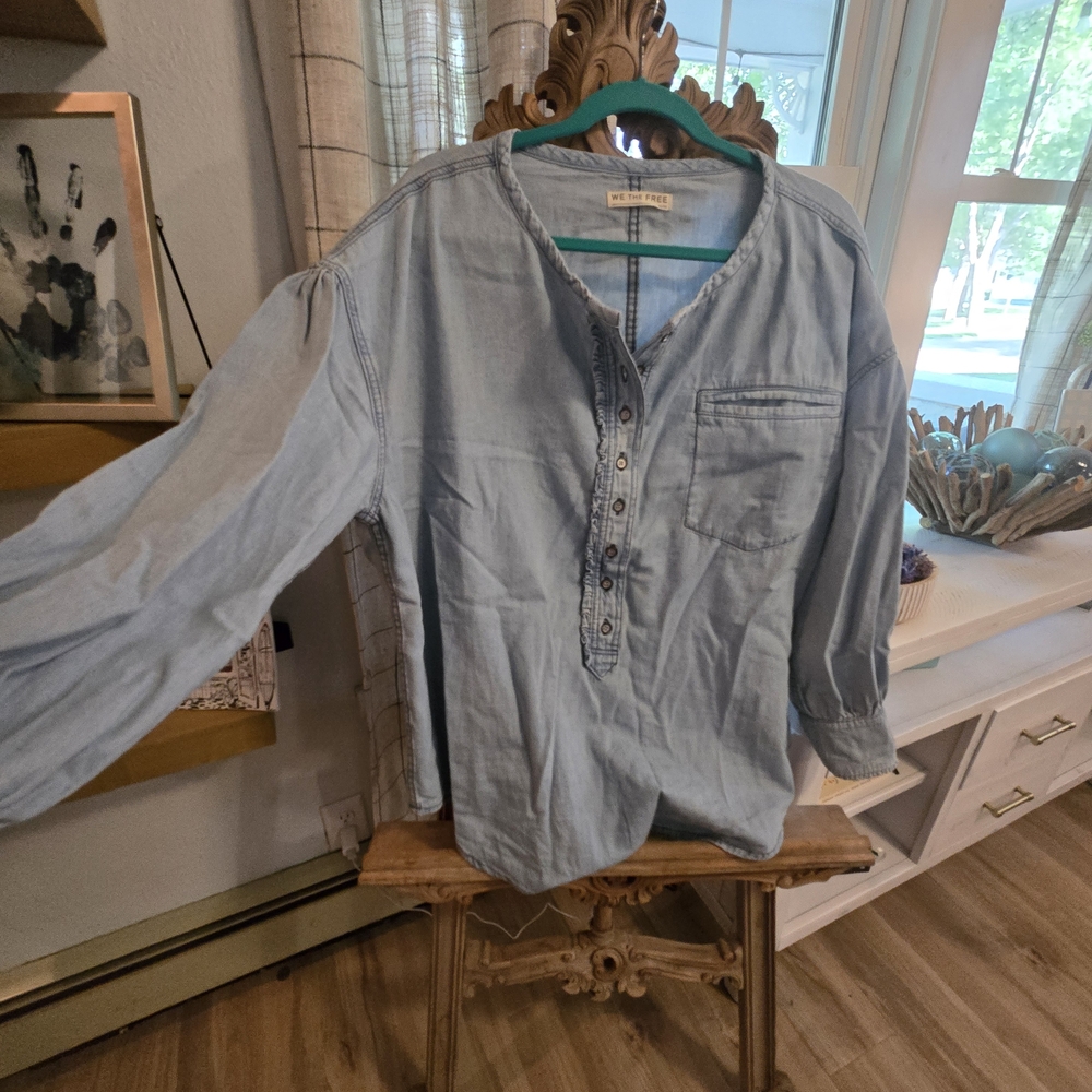 We The Free Light Blue Button-Front Tunic